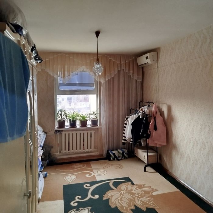 Срочно Уй сотилади холати яхши.