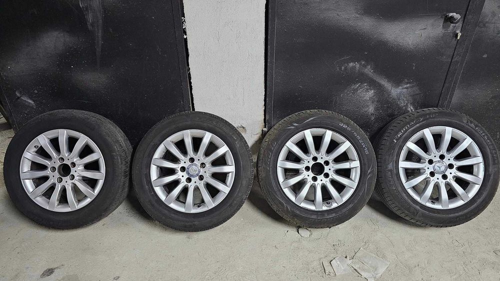 Джанти с гуми за мерцедес 16" W 211, W 204, W 219, W 203