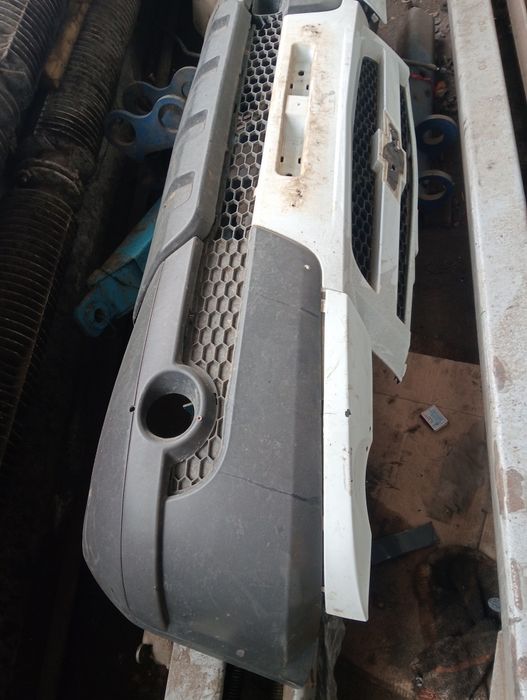 Бампер от Нива Шевроле