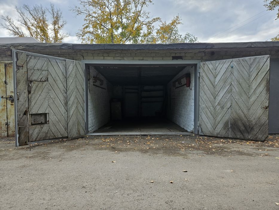 Гараж в центре с документами