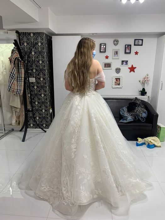 Rochie de mireasa Milla Nova model Lea