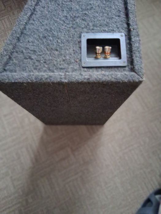 Subwoofer auto Alpine 600W