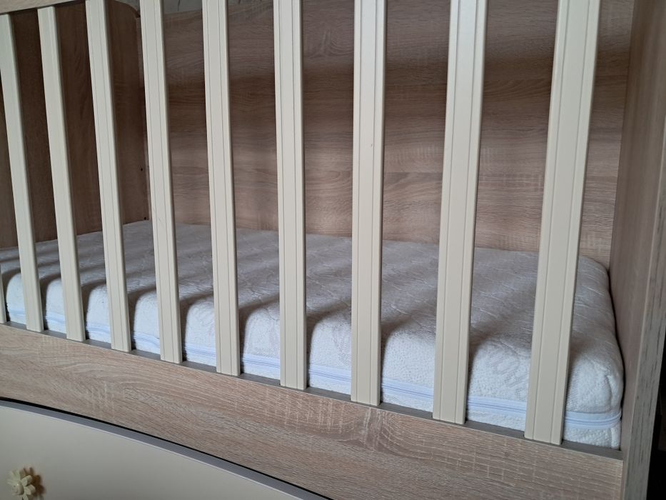 Детско легло/ люлка+ подарък матрак