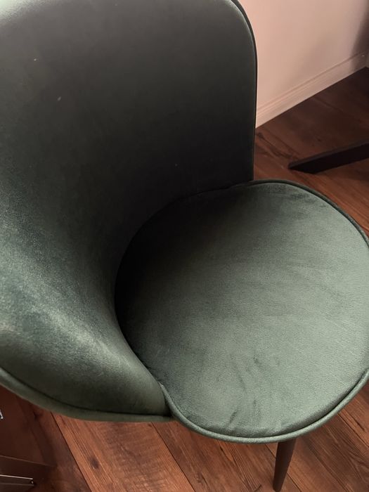 Чисто нов стол ЮСК тъмнозелен