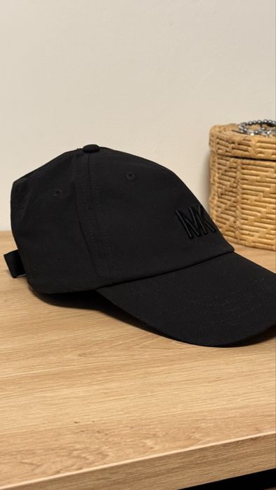 Козирка Michael Kors