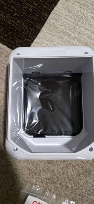 Usita acces pisici sau catei talie mica