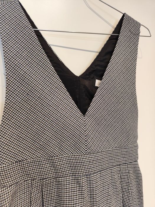 Чисто нов елегантен детски сукман ЗАРА 13-14