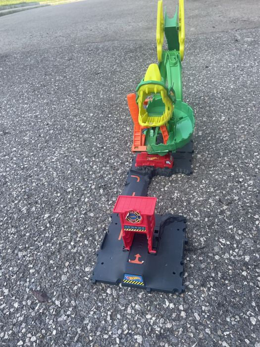 Детска писта пожарна Hot Wheels