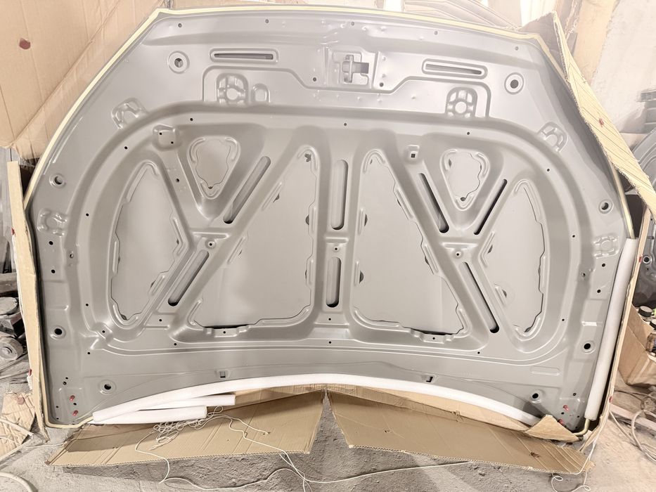 Капот новый Jetour x70