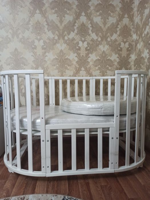 Продам манеж северянка белая