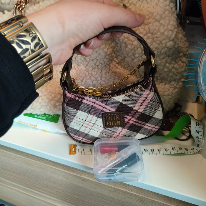 Mini Makeup Beauty - pt gentute mici, clamite, elastice