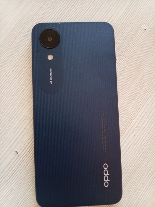 Oppo A17k продаю