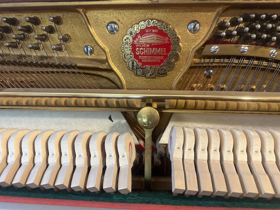 Акустично, Западно Германско Пиано Вилхелм Шимел (Willchem Schimmel),