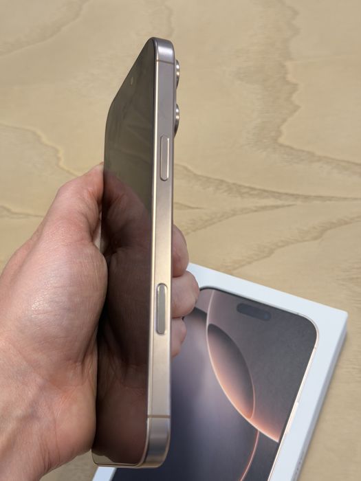 Iphone 16 Pro Max 1TB Desert Titanium