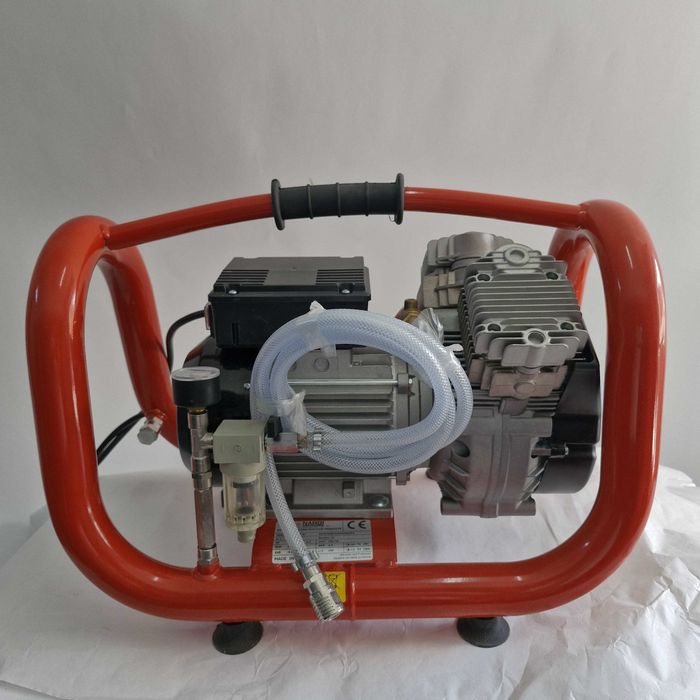 Liquid Money vinde - Pompa vid profesionala NARDI EXTREME 3T,NOU