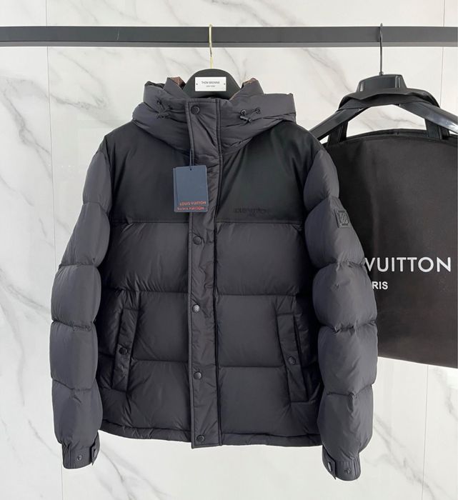 Geaca Louis Vuitton , calitate premium , pe comanda , noua , XL