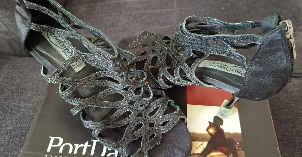 Дамски обувки за танци.PortDance