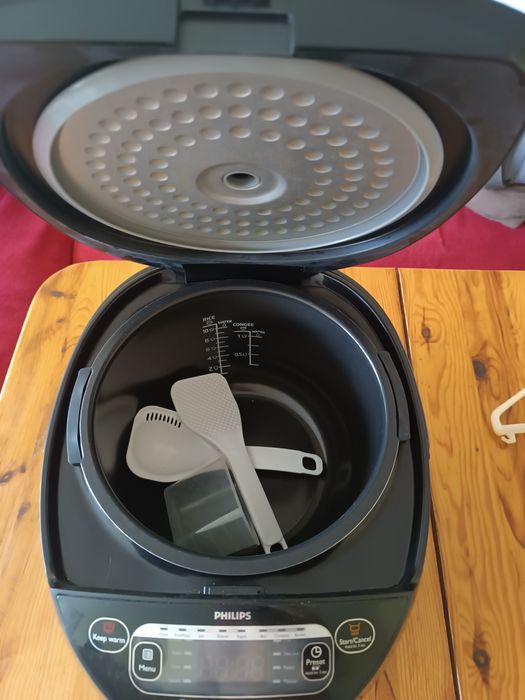 Мултикукър Philips HD3167