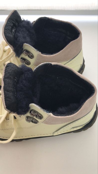 Продам демисезонные ботинки 36р