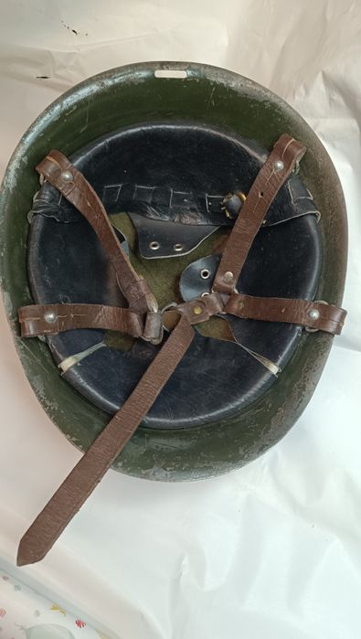 Cutie baterii militară ,căști militare