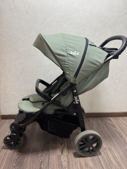 Продам детскую коляску