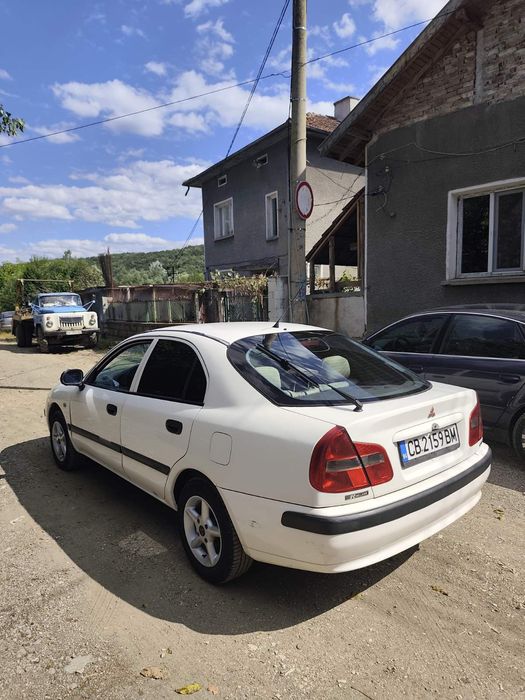 Mitsubishi Carisma 1.9 TD 90 к.с.