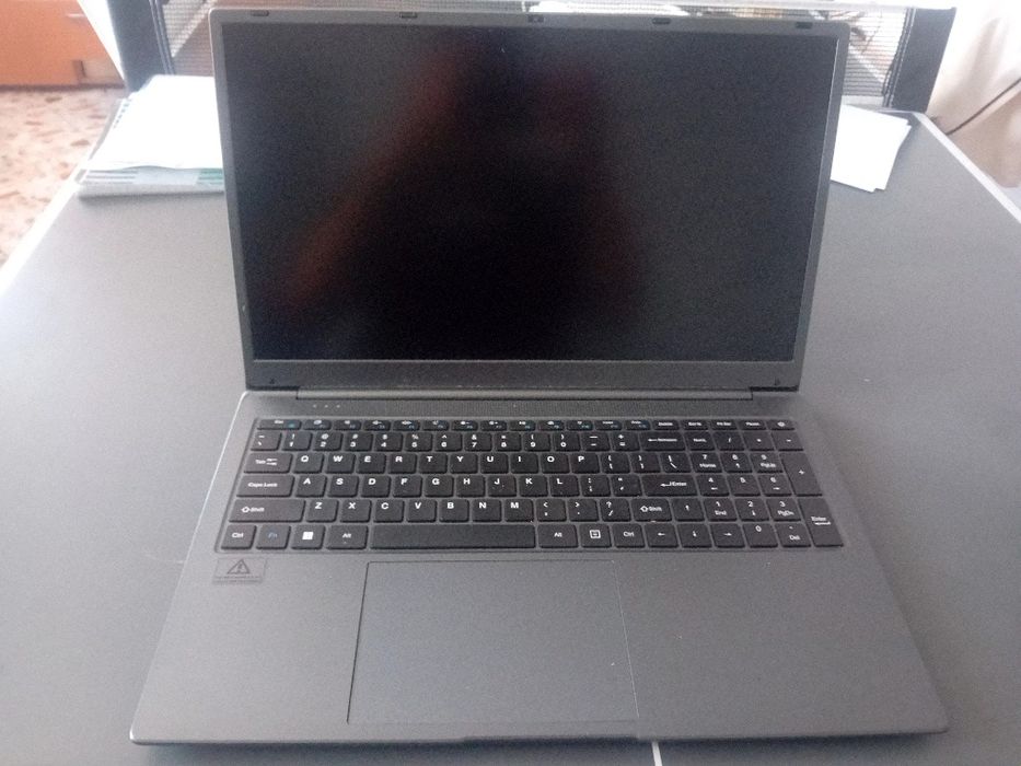 Laptop sgin x17.