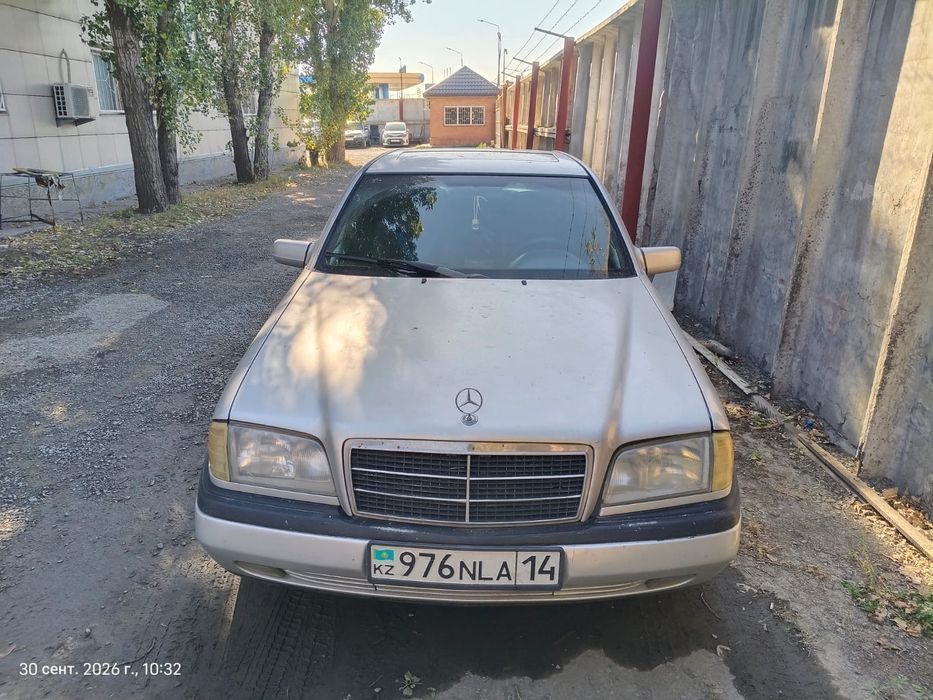 Мерседес Бенс  С180