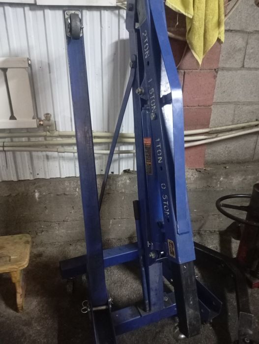 Продам гидро кран  и пресс  для сто