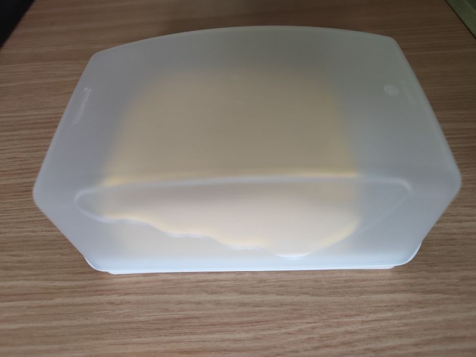 Кутия за масло Tupperware