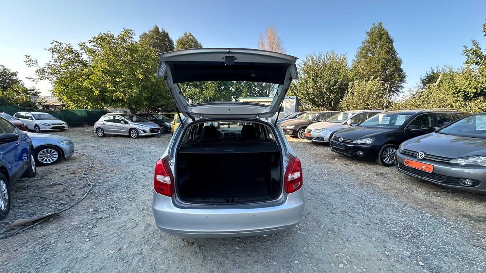 SKODA Fabia 2011 — imagine 3