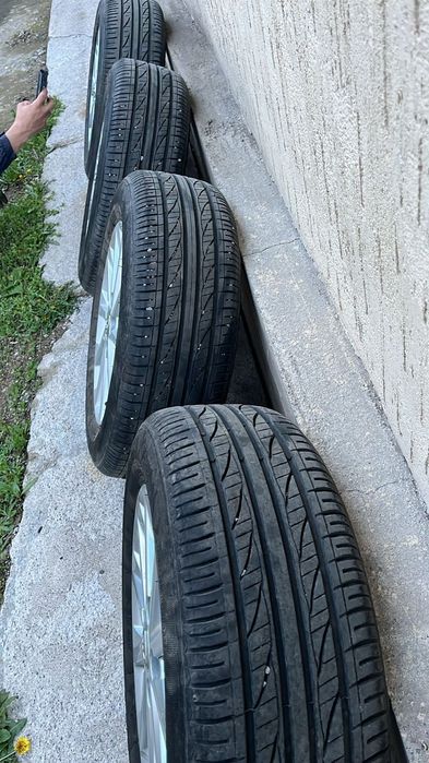 Продам диски с резиной