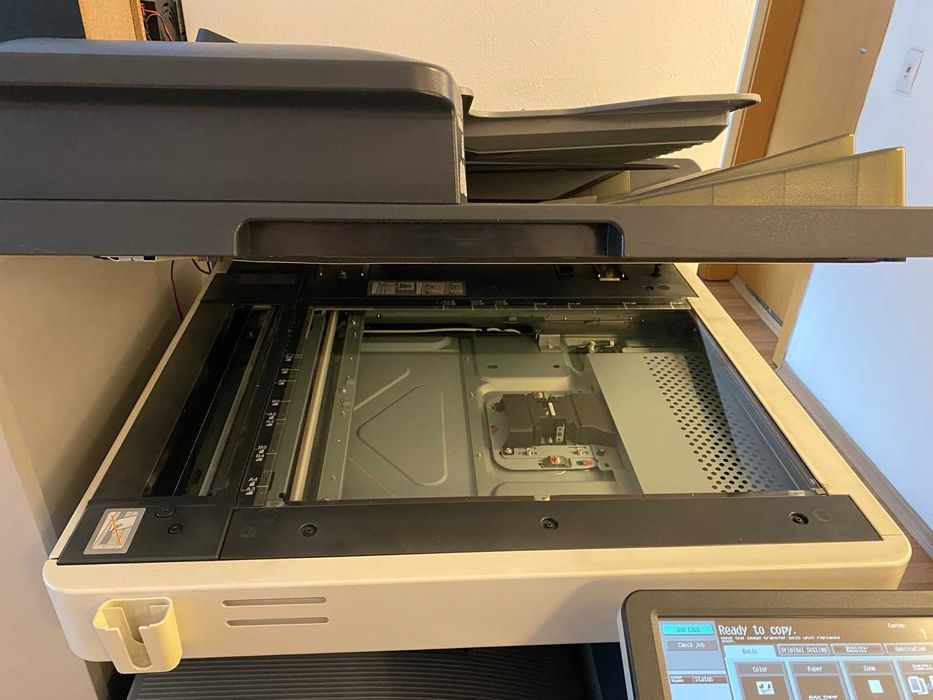 Konica Minolta bizhub C353