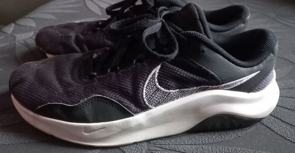 Nike Legend Essential 3 Next Nature