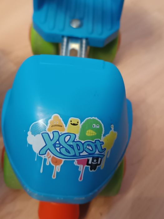 Кънки с  регулировка р-р 29-34