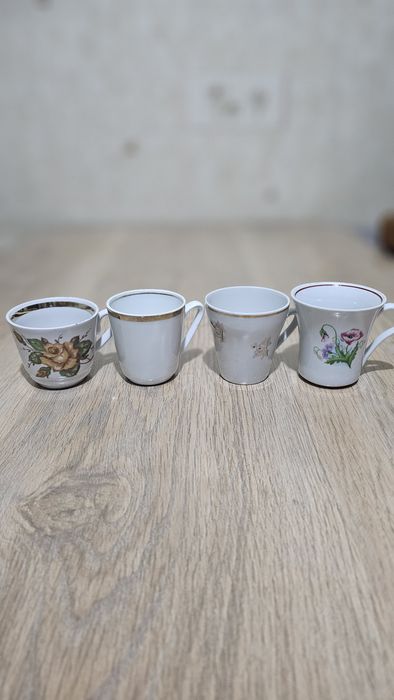 Чашки кофейные. Разные.