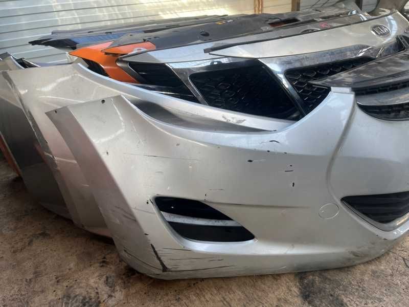 Бампер передний Hyundai Elantra MD