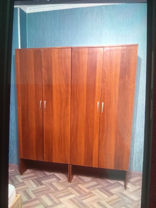 Шкаф        шкаф