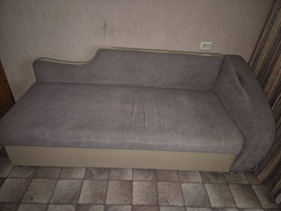 Диван подростковый
