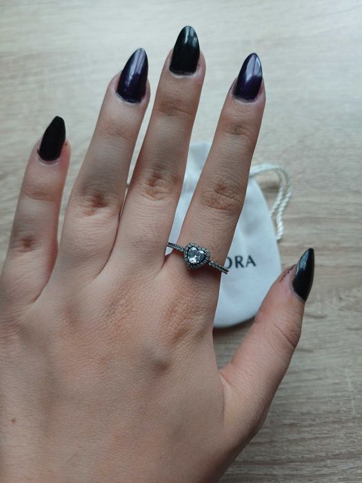 Pandora сребърен пръстен със сърце Валс