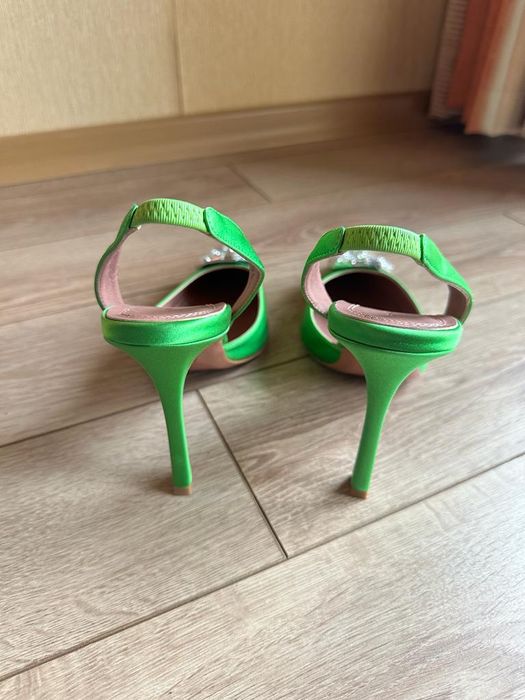 Amina Muaddi сандали