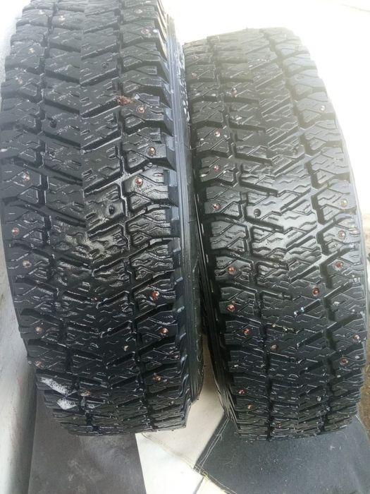 Зимни шипованные  шины р13