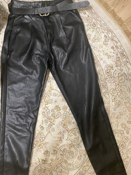 Кожанные женские брюки