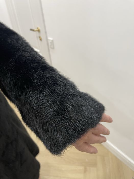 Продам норковую шубу