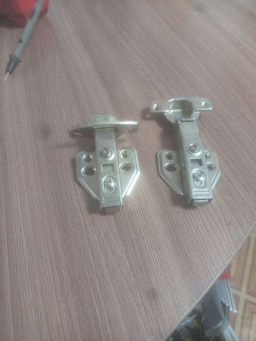 Продам петля с доводчиком