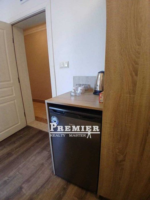 Продава се прекрасна студия в отличен целогодишен комплекс,