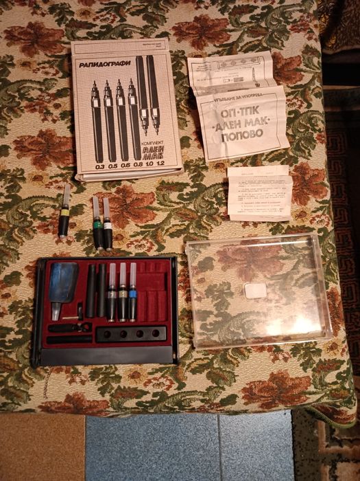 Бои за рисуване и гумички -6евро