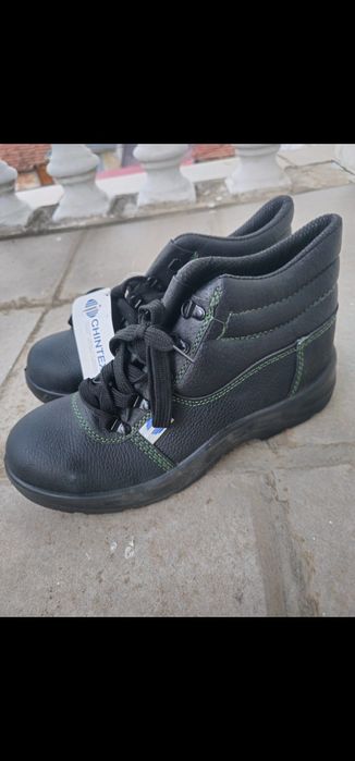 чисто нови туризъм работни 38/44.  от Германия