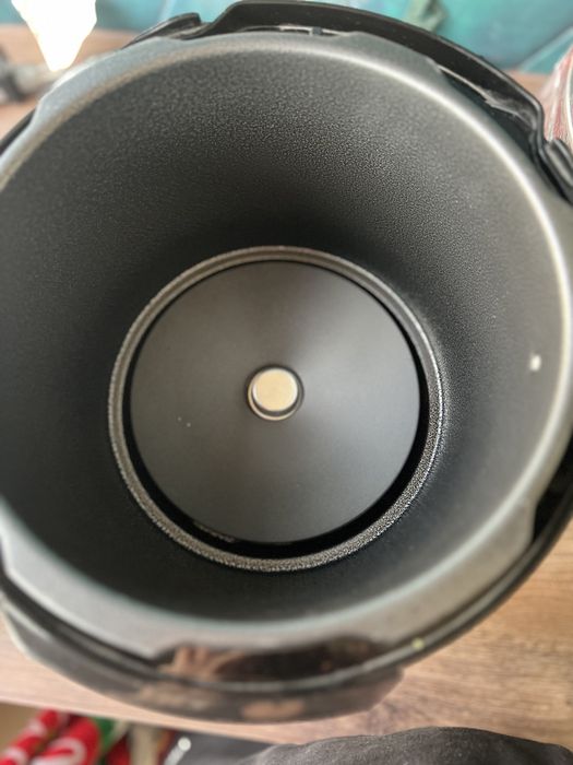 Мултикукър Crown