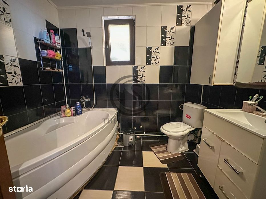 Casa 4 camere de vanzare | Romanesti, Prahova | Comision 0%